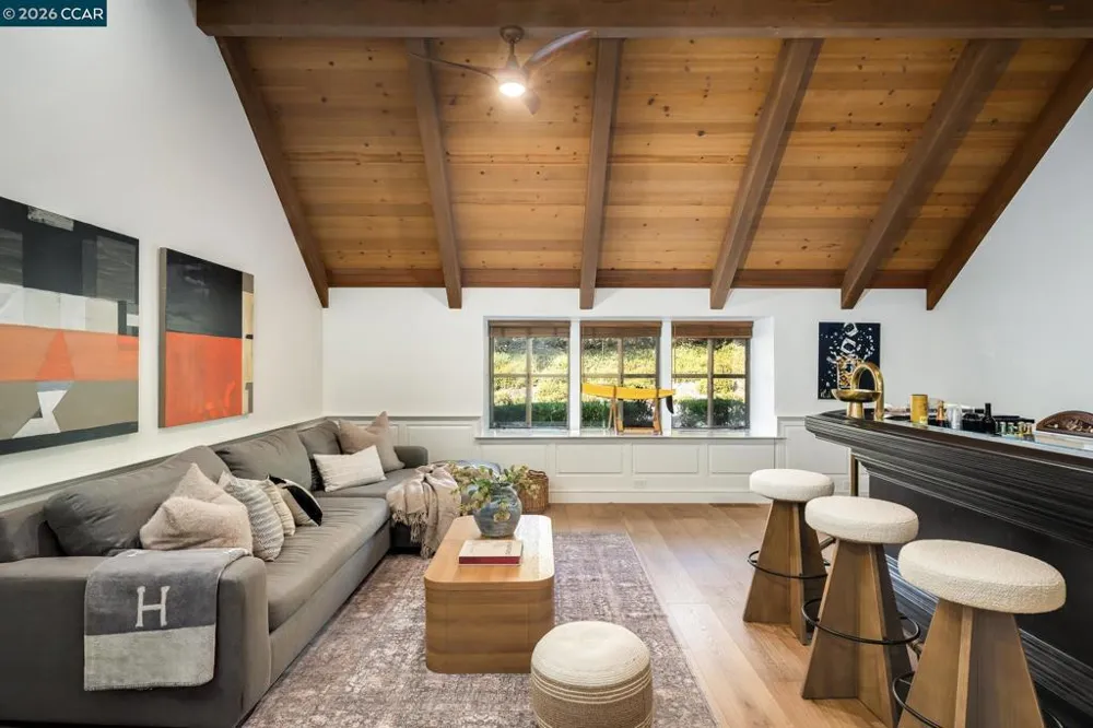 134 Pepperwood Ct Danville, CA 94506