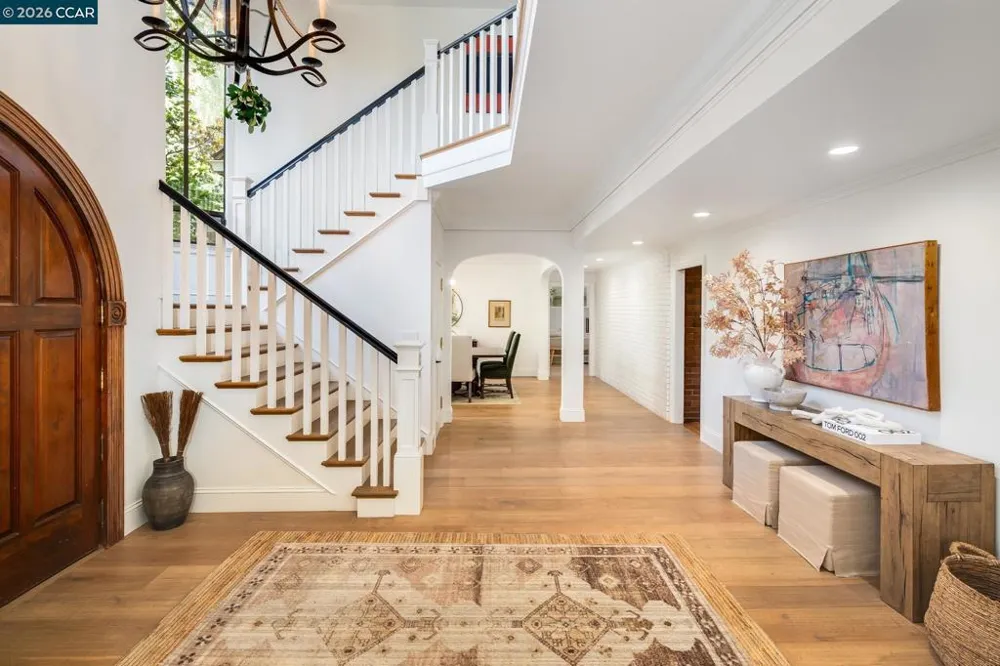 134 Pepperwood Ct Danville, CA 94506