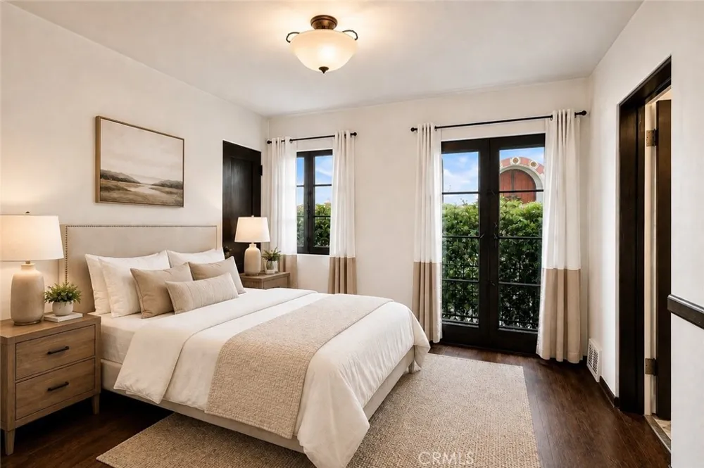 438 W Duarte Monrovia, CA 91016