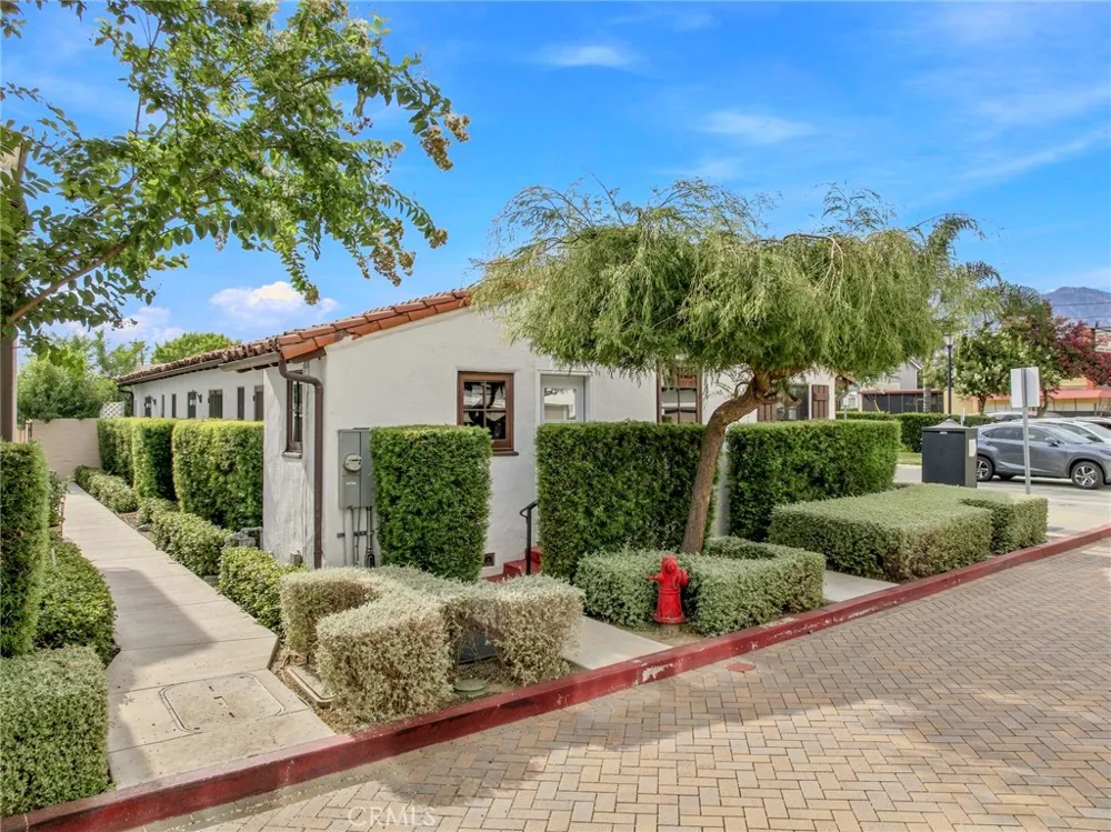 438 W Duarte Monrovia, CA 91016