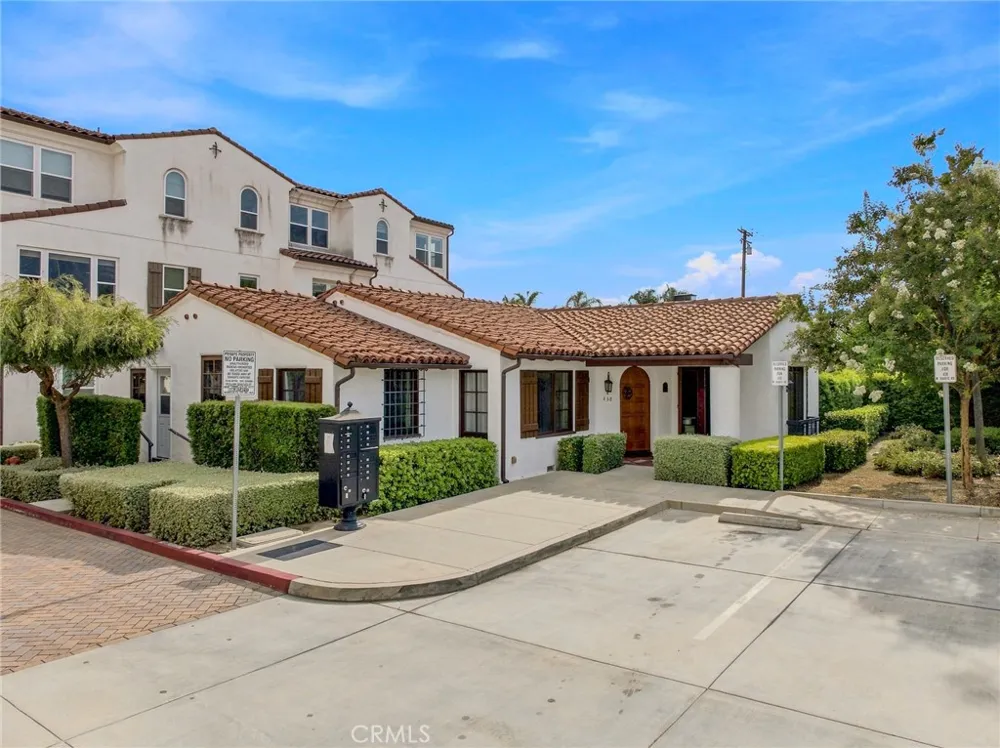 438 W Duarte Monrovia, CA 91016