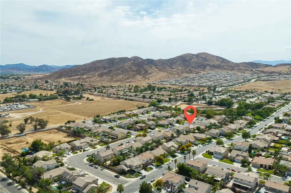 25868 Boulder Rock Pl Menifee, CA 92585