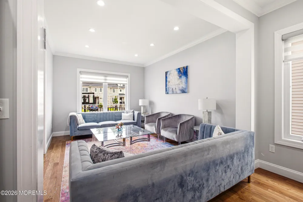 14 Majestic Way Lakewood, NJ 08701