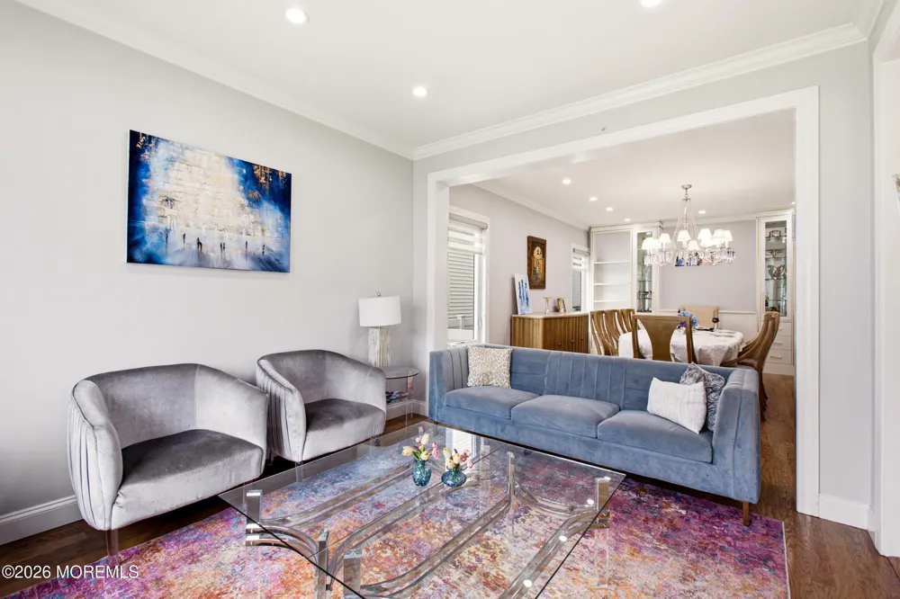14 Majestic Way Lakewood, NJ 08701
