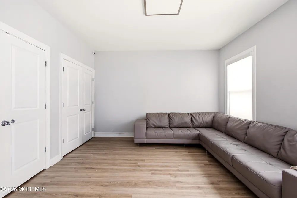 14 Majestic Way Lakewood, NJ 08701