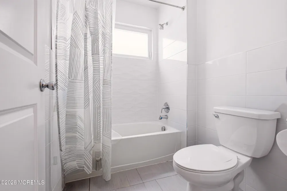 14 Majestic Way Lakewood, NJ 08701