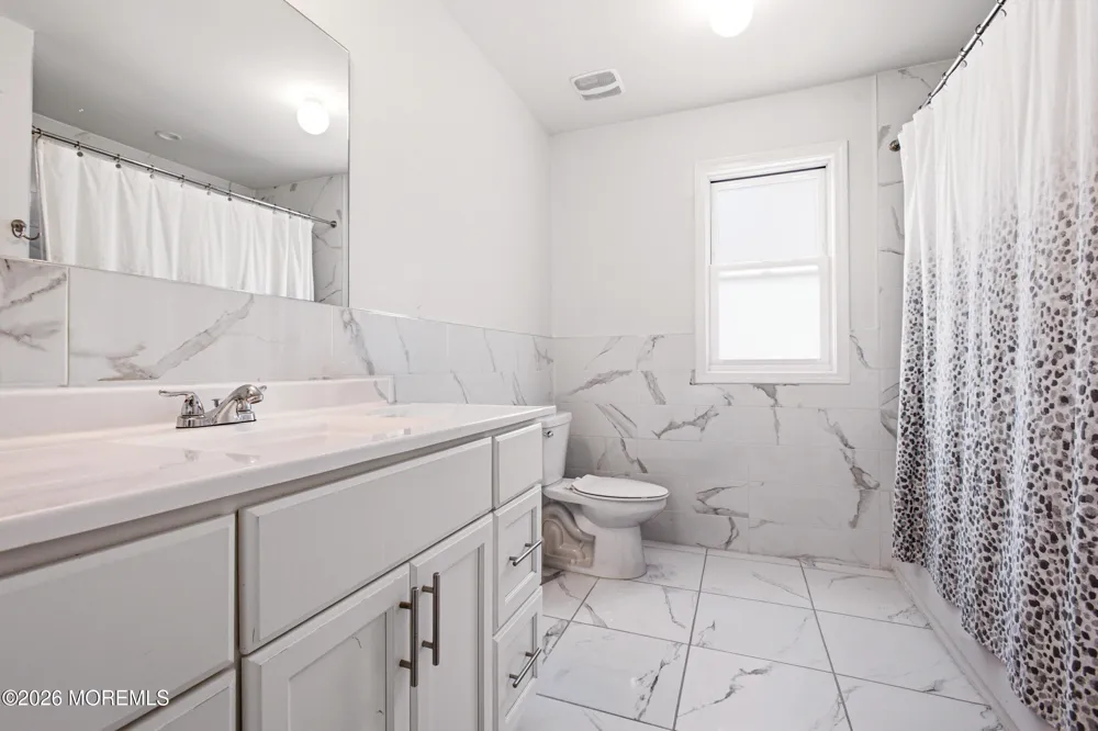 14 Majestic Way Lakewood, NJ 08701
