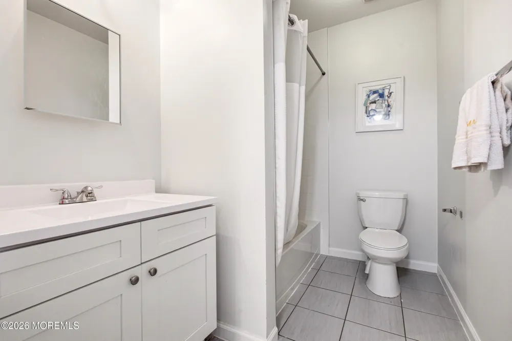 14 Majestic Way Lakewood, NJ 08701