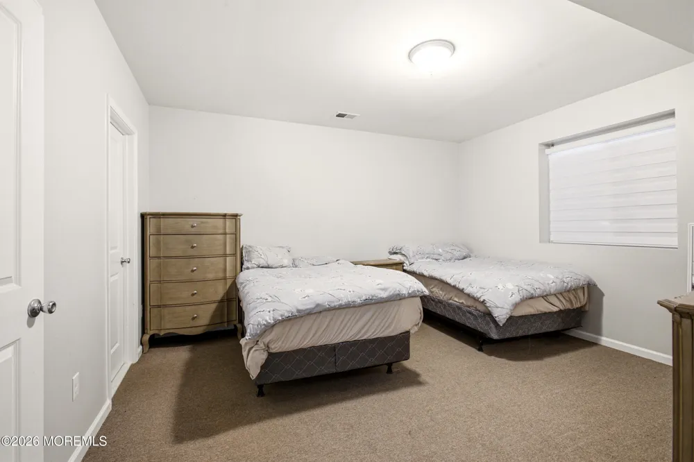 14 Majestic Way Lakewood, NJ 08701