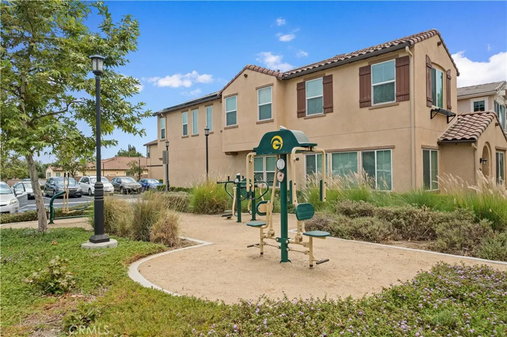 5564 Valencia Montclair, CA 91762