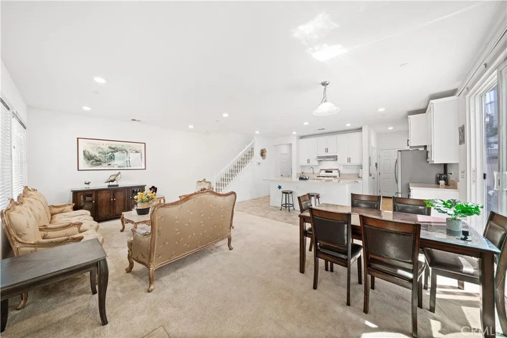 5564 Valencia Montclair, CA 91762