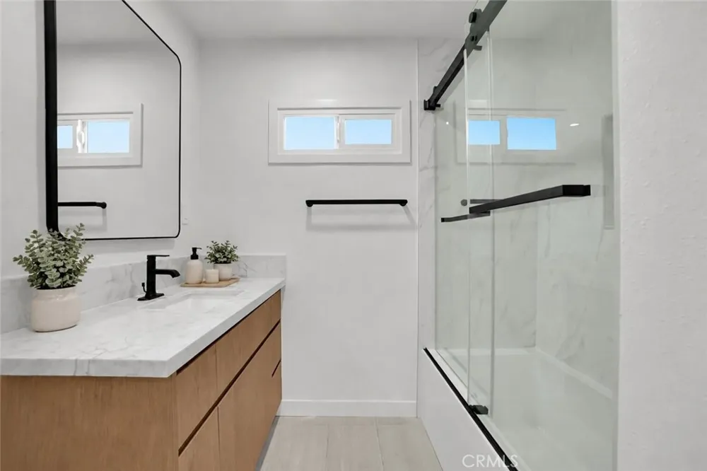 4808 Maryland La Crescenta, CA 91214