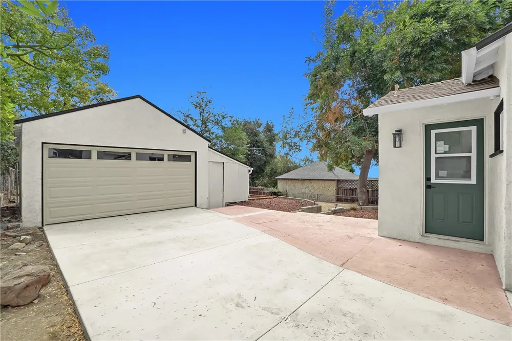 4808 Maryland La Crescenta, CA 91214
