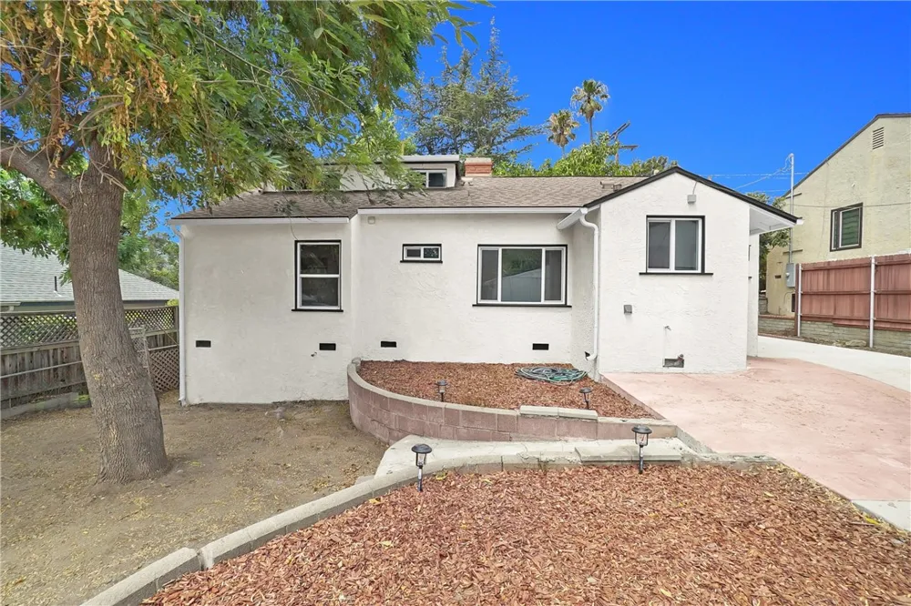 4808 Maryland La Crescenta, CA 91214