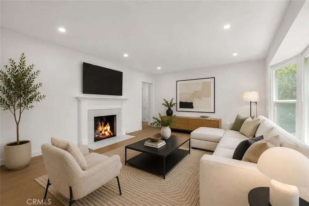 4808 Maryland La Crescenta, CA 91214