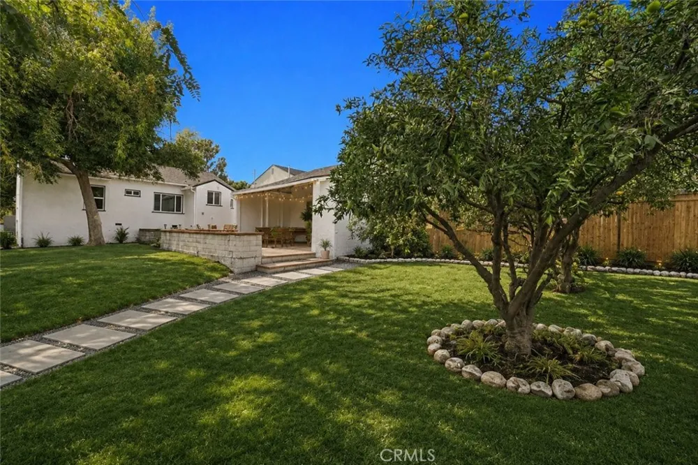 4808 Maryland La Crescenta, CA 91214