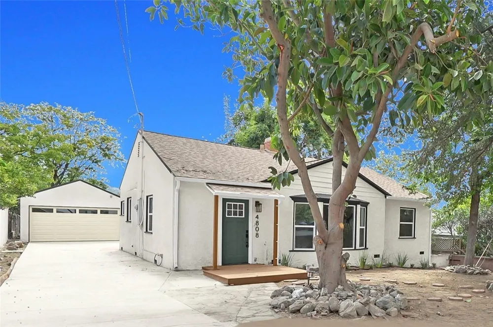 4808 Maryland La Crescenta, CA 91214