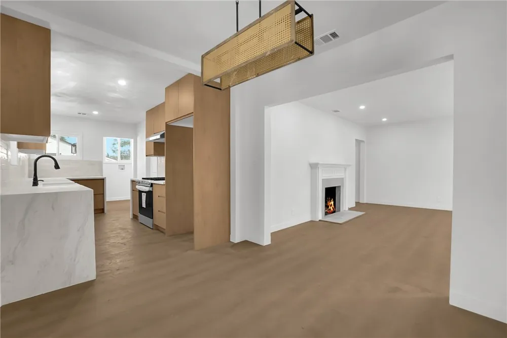 4808 Maryland La Crescenta, CA 91214