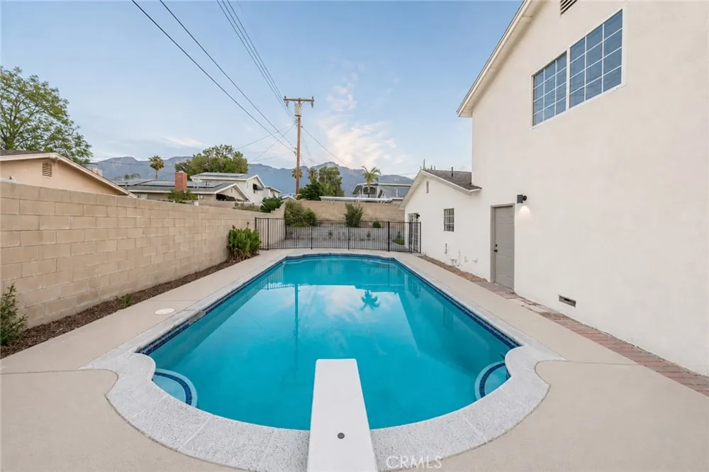 6270 Kinlock Rancho Cucamonga, CA 91737
