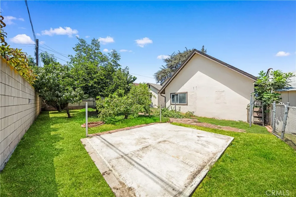 104 E Adams Alhambra, CA 91801