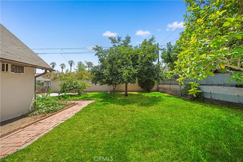 104 E Adams Alhambra, CA 91801