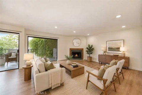 605 Redondo Avenue #203