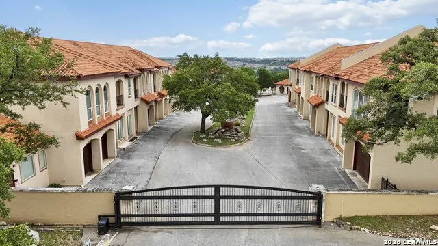 23510 Canyon Golf #101 Unit 101 San Antonio, TX 78258