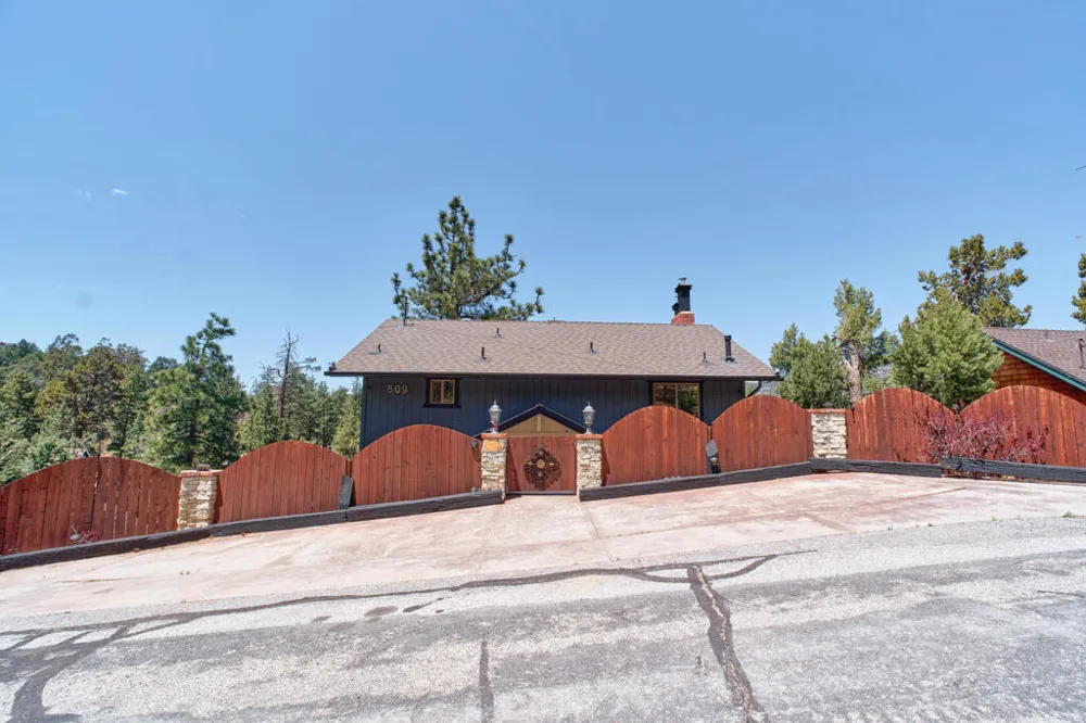 509 Wallace Lane Big Bear, CA 92314