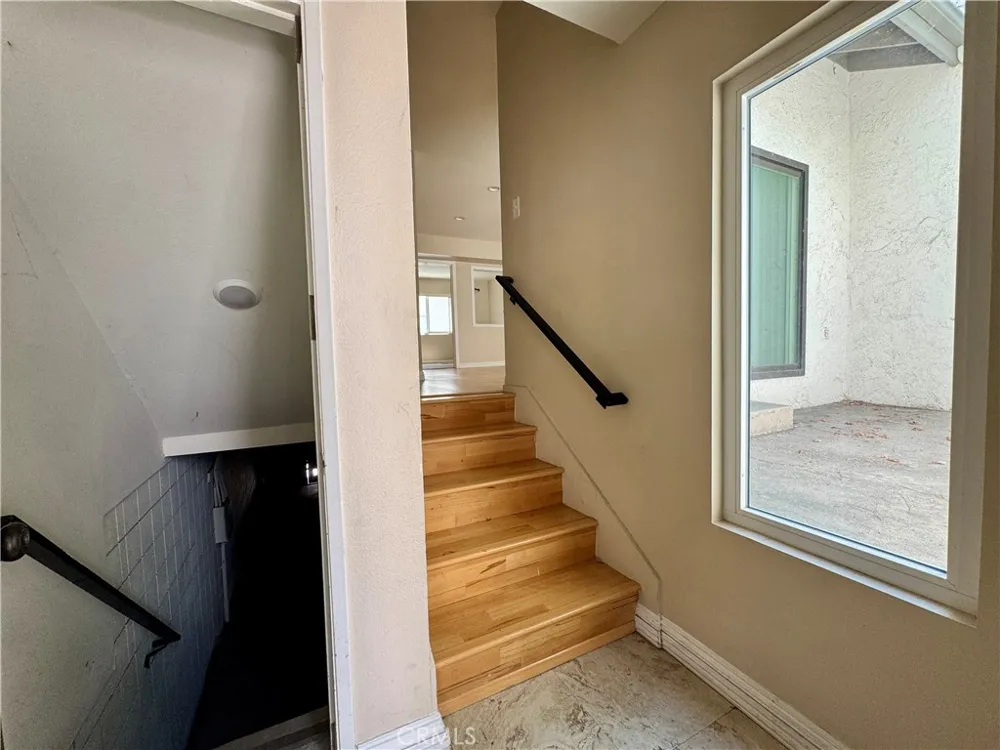 594 W Huntington #C Arcadia, CA 91007
