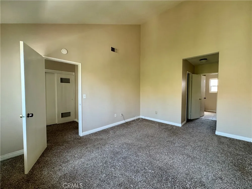 594 W Huntington #C Arcadia, CA 91007