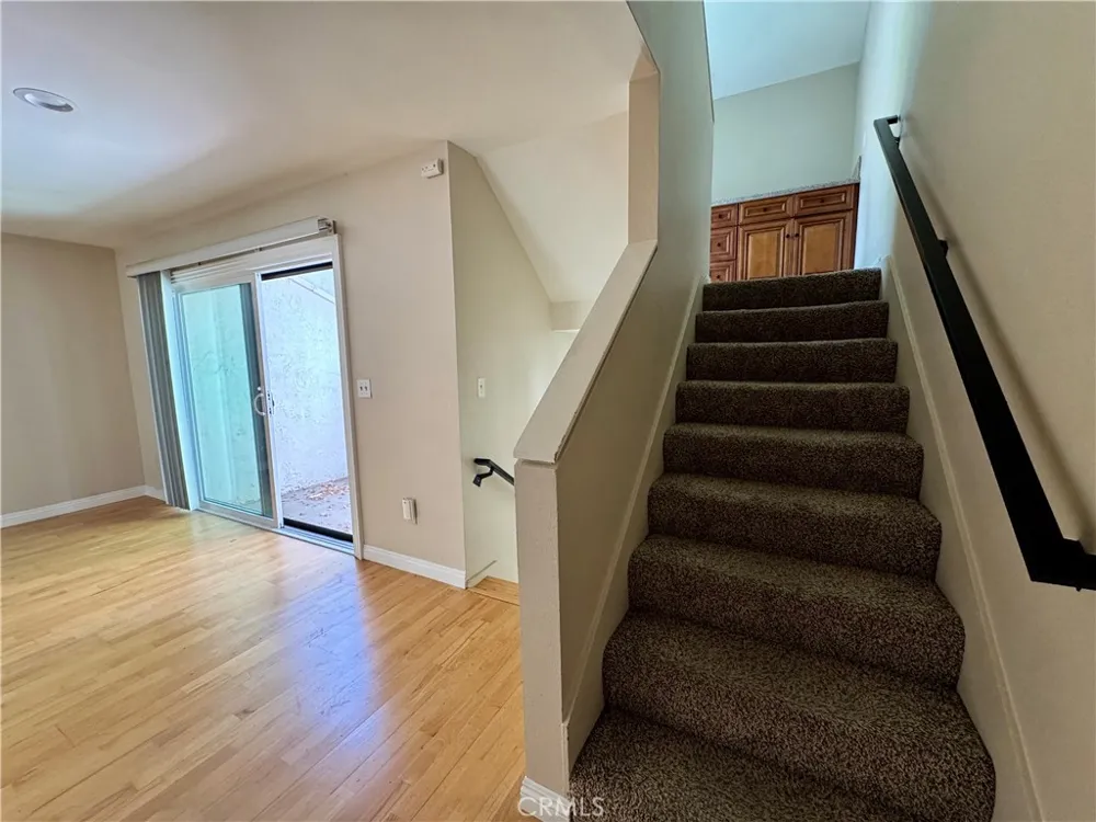594 W Huntington #C Arcadia, CA 91007