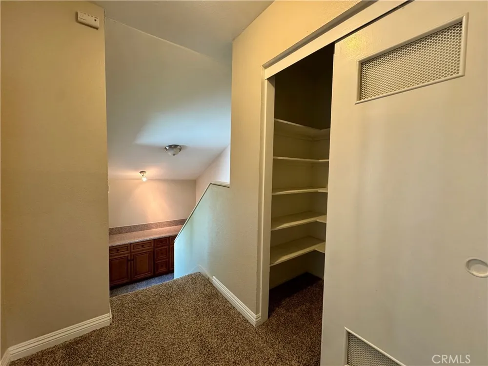 594 W Huntington #C Arcadia, CA 91007