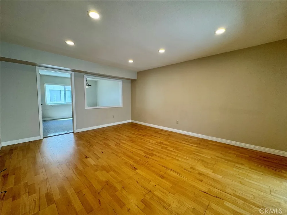594 W Huntington #C Arcadia, CA 91007