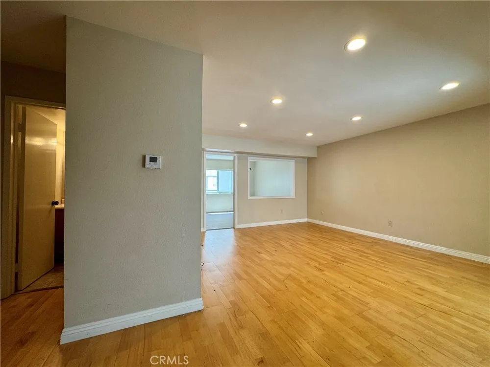 594 W Huntington #C Arcadia, CA 91007