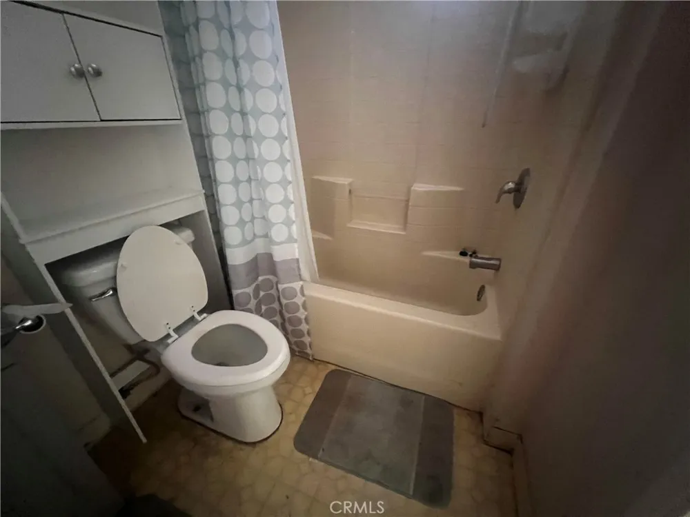 119 Walnut Needles, CA 92363