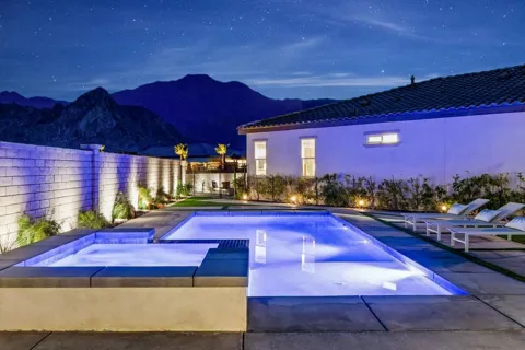58080 Coral View Way