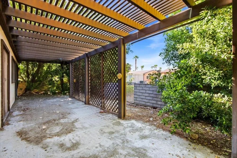 77883 Chandler Way Palm Desert, CA 92211