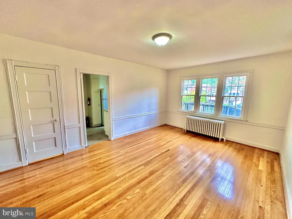 4422 GREENWICH PARKWAY NW Washington, DC 20007