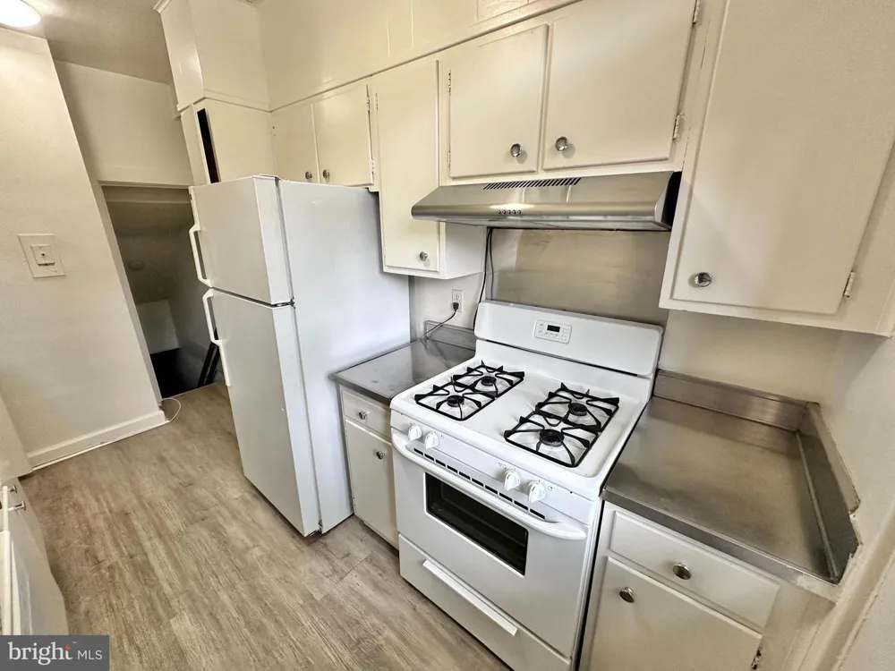 4422 GREENWICH PARKWAY NW Washington, DC 20007
