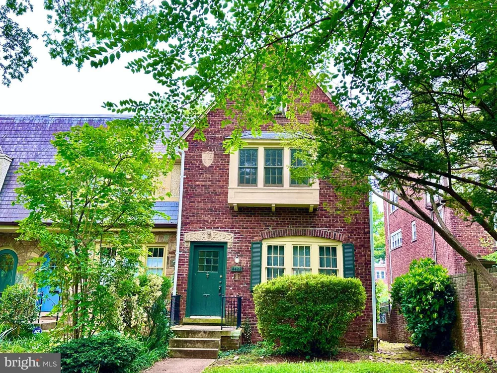 4422 GREENWICH PARKWAY NW Washington, DC 20007