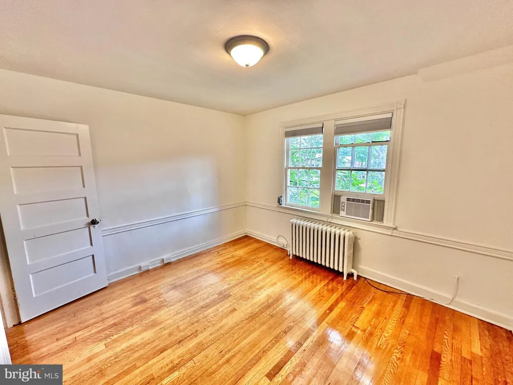 4422 GREENWICH PARKWAY NW Washington, DC 20007