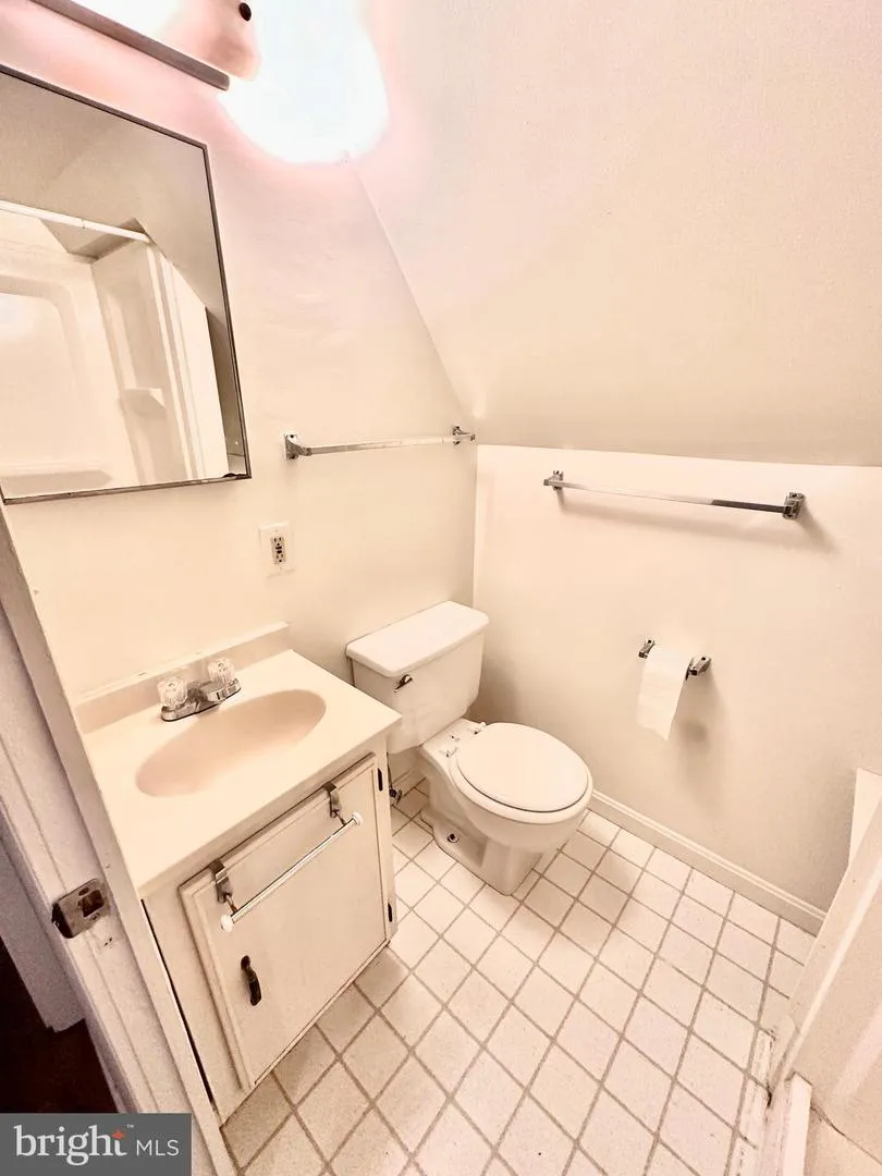 4422 GREENWICH PARKWAY NW Washington, DC 20007