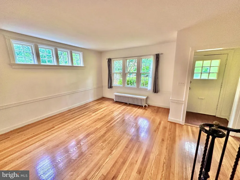 4422 GREENWICH PARKWAY NW Washington, DC 20007