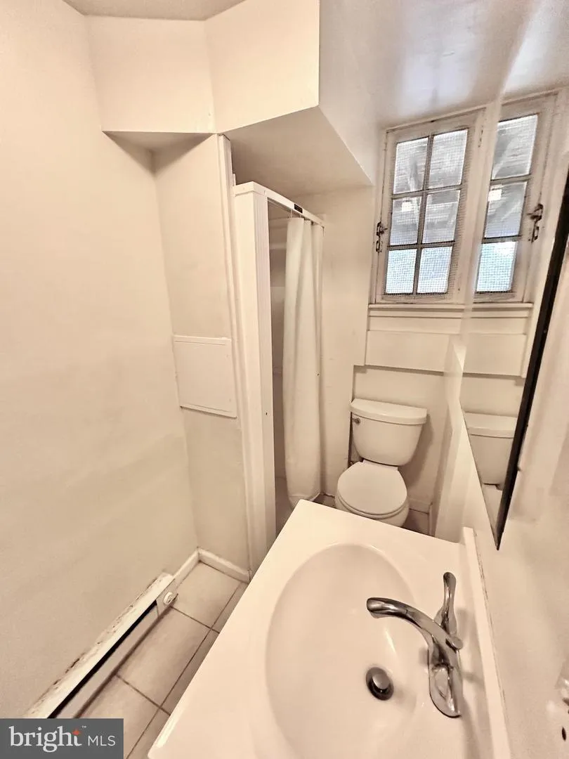 4422 GREENWICH PARKWAY NW Washington, DC 20007