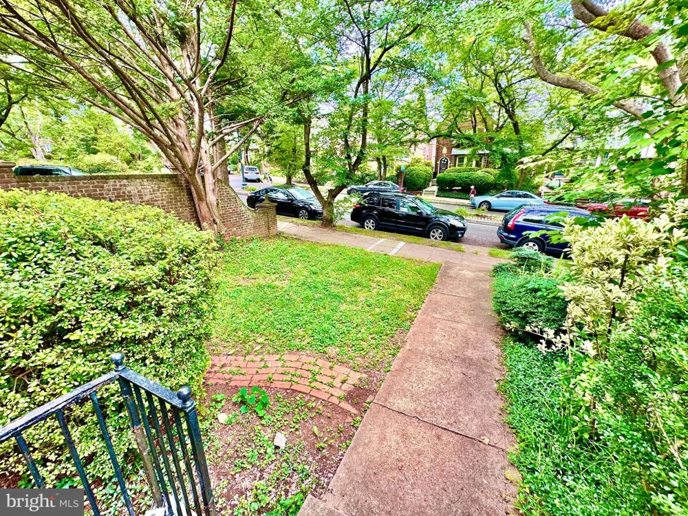 4422 GREENWICH PARKWAY NW Washington, DC 20007