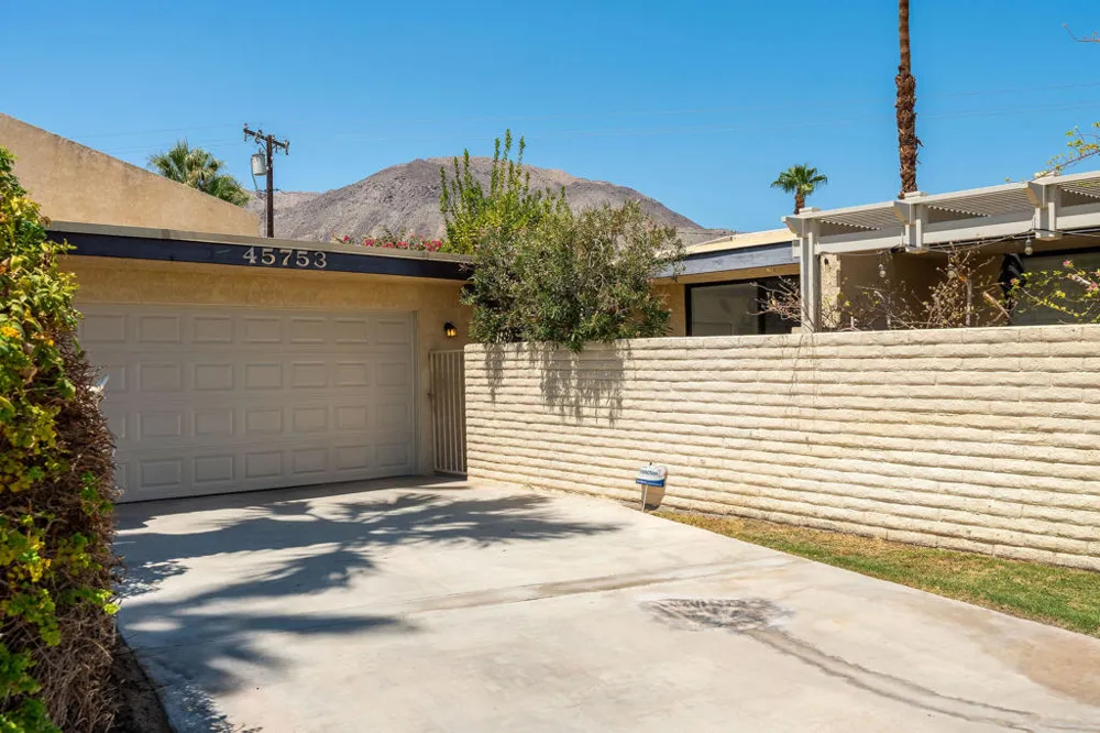 45753 Verba Santa Drive Palm Desert, CA 92260