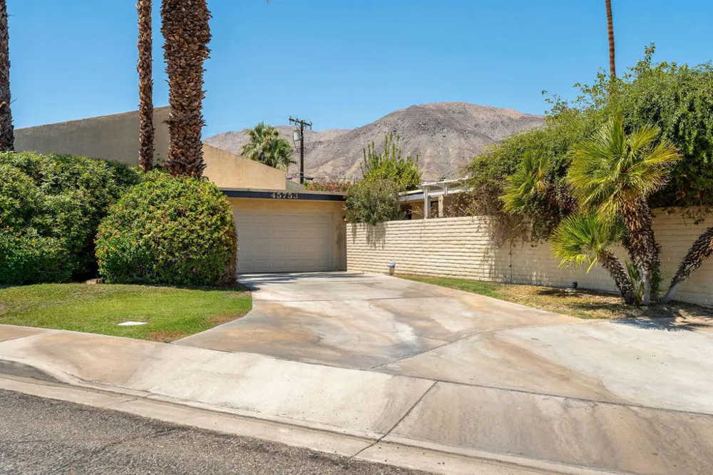 45753 Verba Santa Drive Palm Desert, CA 92260