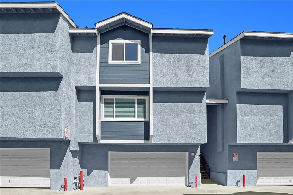 862 W Mines Avenue Montebello, CA 90640
