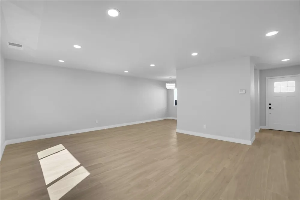 862 W Mines Avenue Montebello, CA 90640