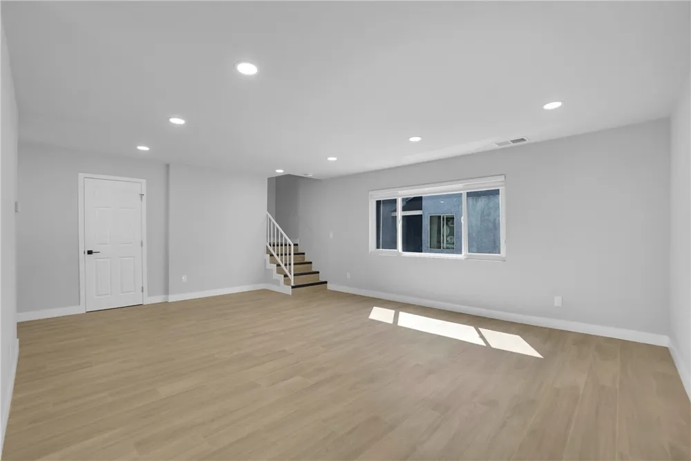 862 W Mines Avenue Montebello, CA 90640